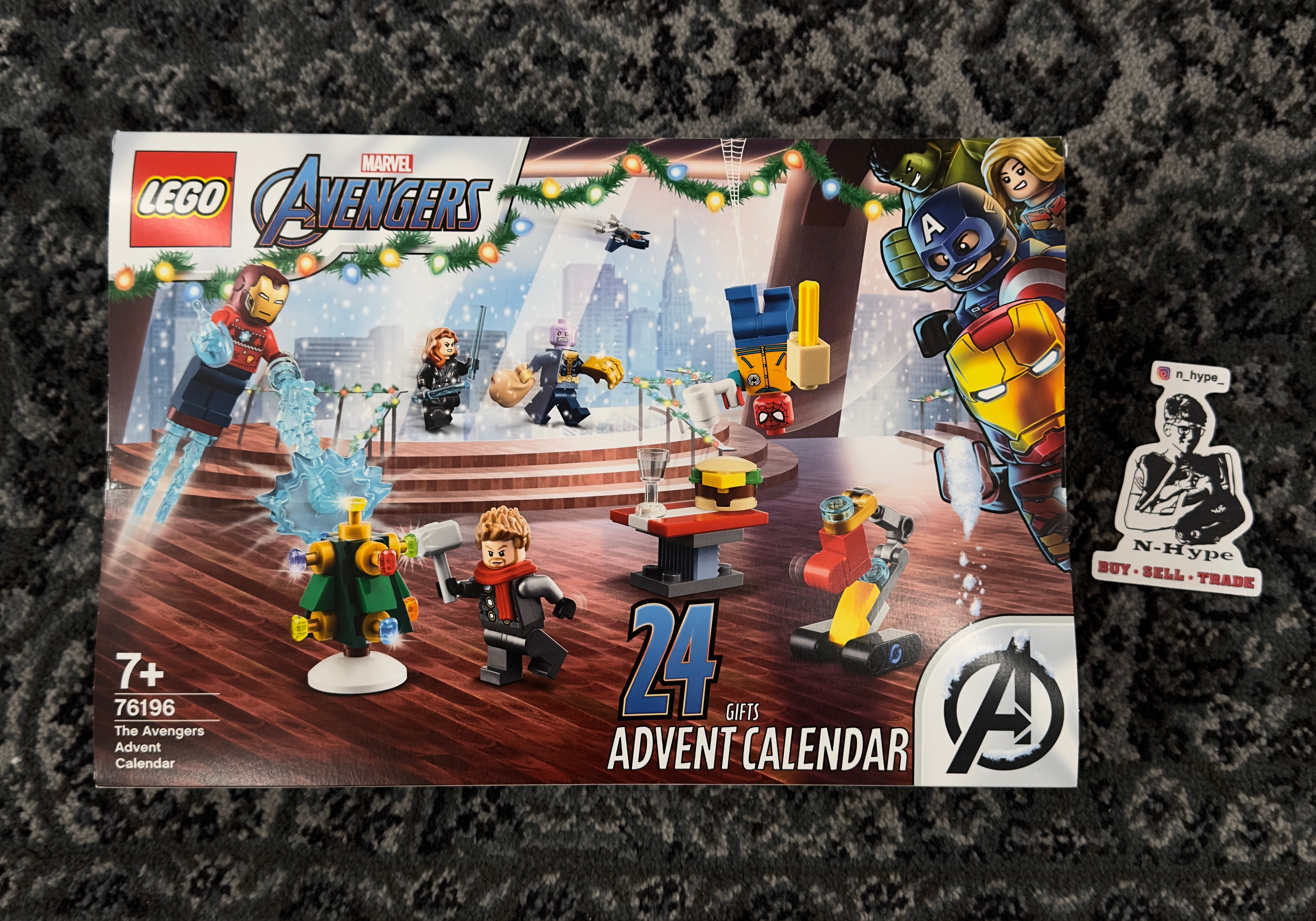 LEGO Marvel Advent Calendar Set '76196 Showroom NHype Lodz Polska