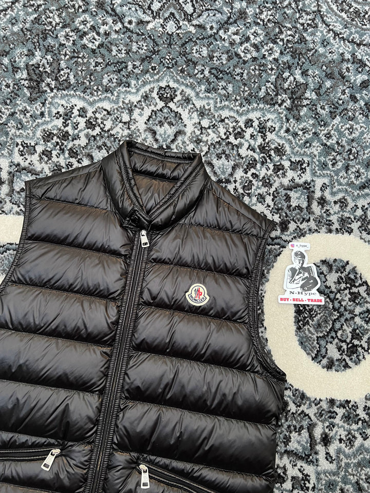 Moncler Gui Down Black Vest Showroom NHype Lodz Polska 2