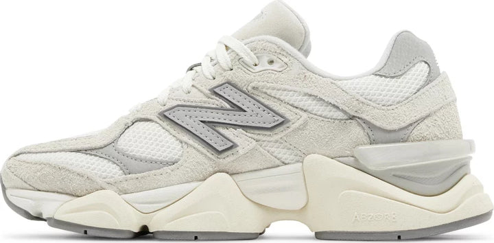 New Balance 9060 Moonbeam Sea Salt