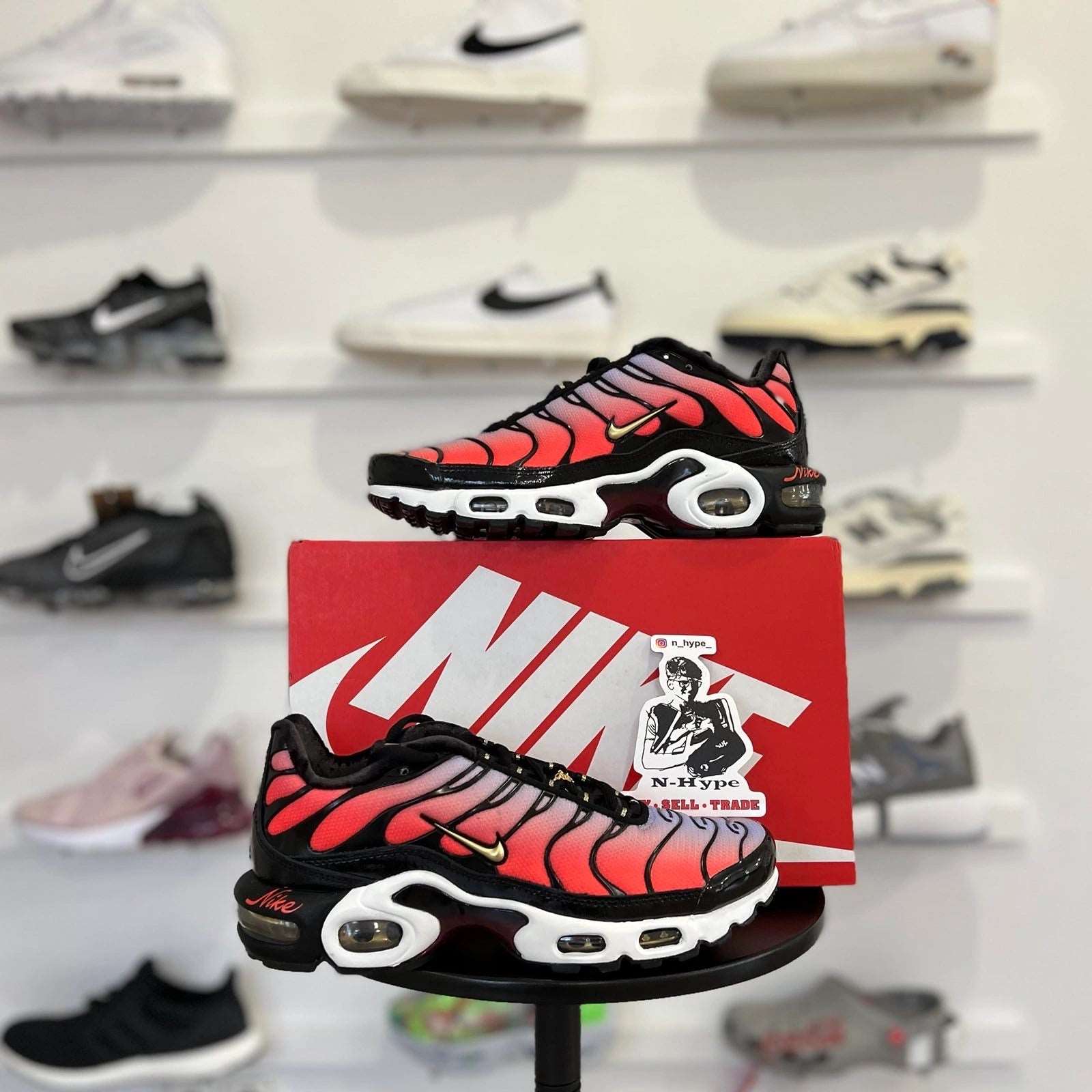 Nike Air Max Plus Sisterhood (W)