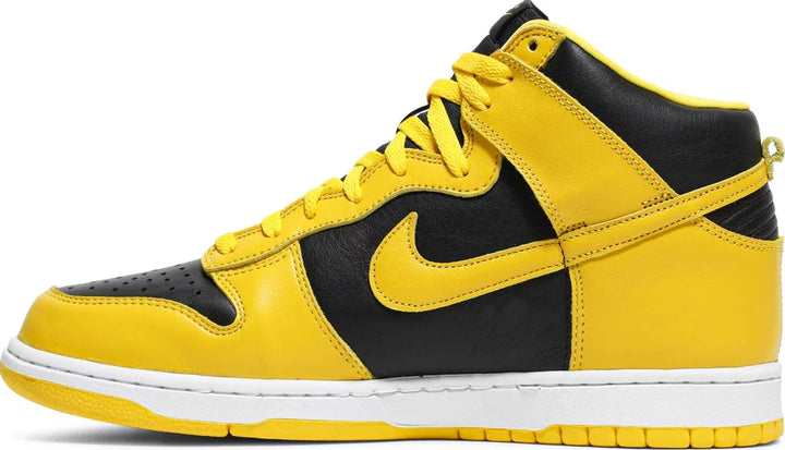 Nike Dunk High Varsity Maize