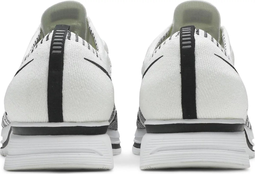 Flyknit trainer white and black online