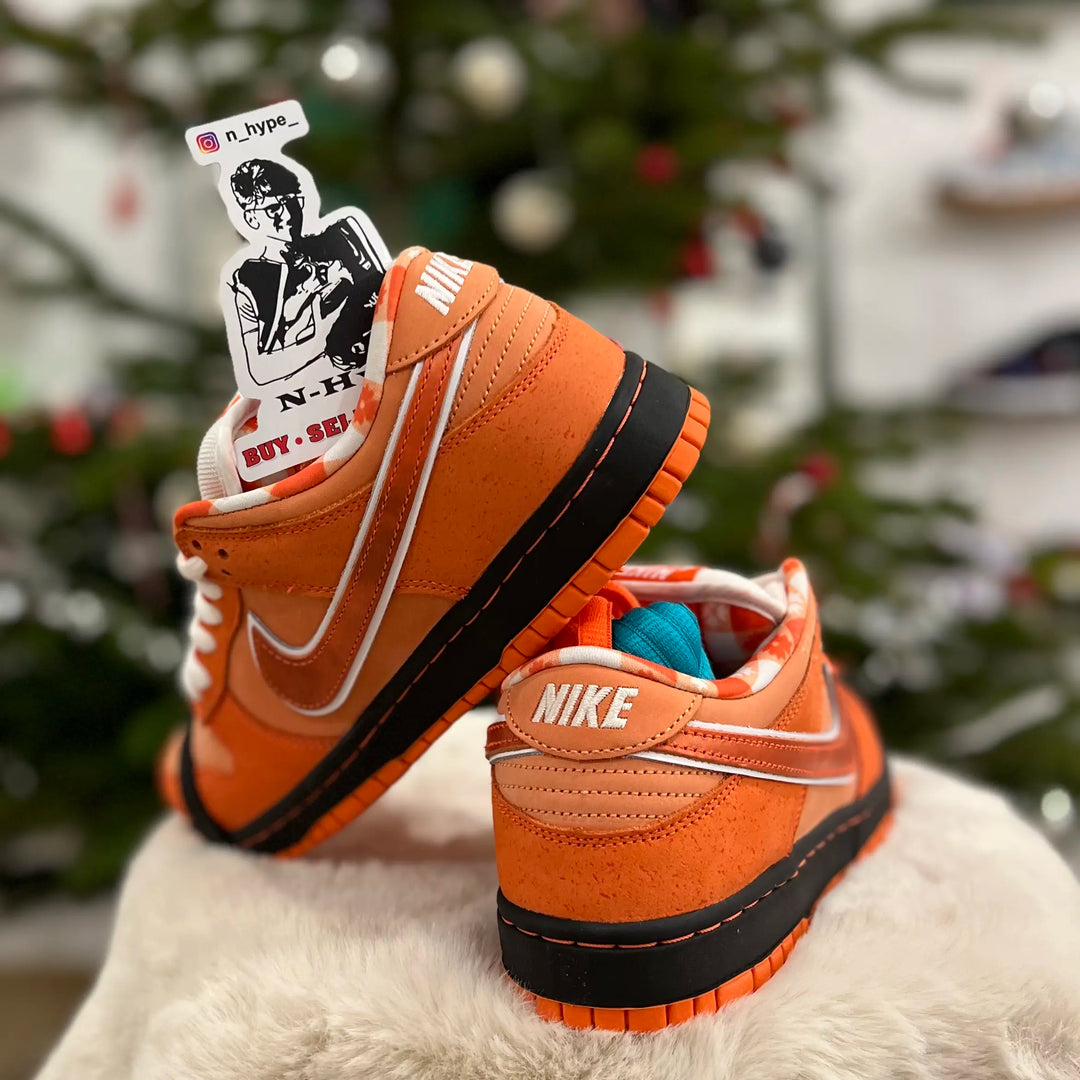 Orange nike sb dunks on sale