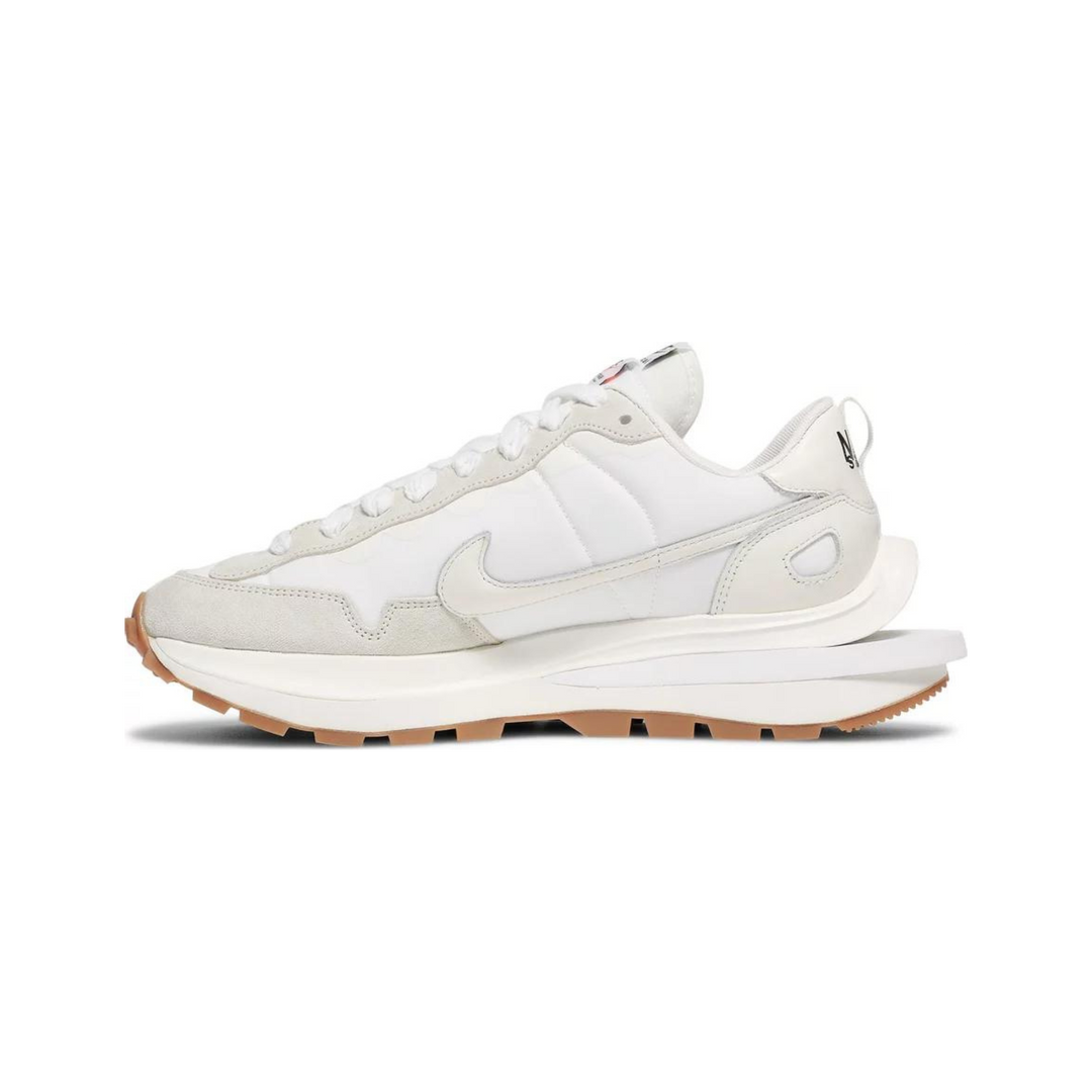 Nike Vaporwaffle sacai Sail Gum