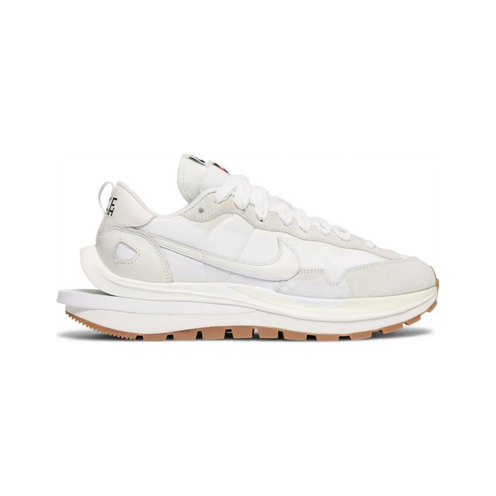 Nike Vaporwaffle sacai Sail Gum