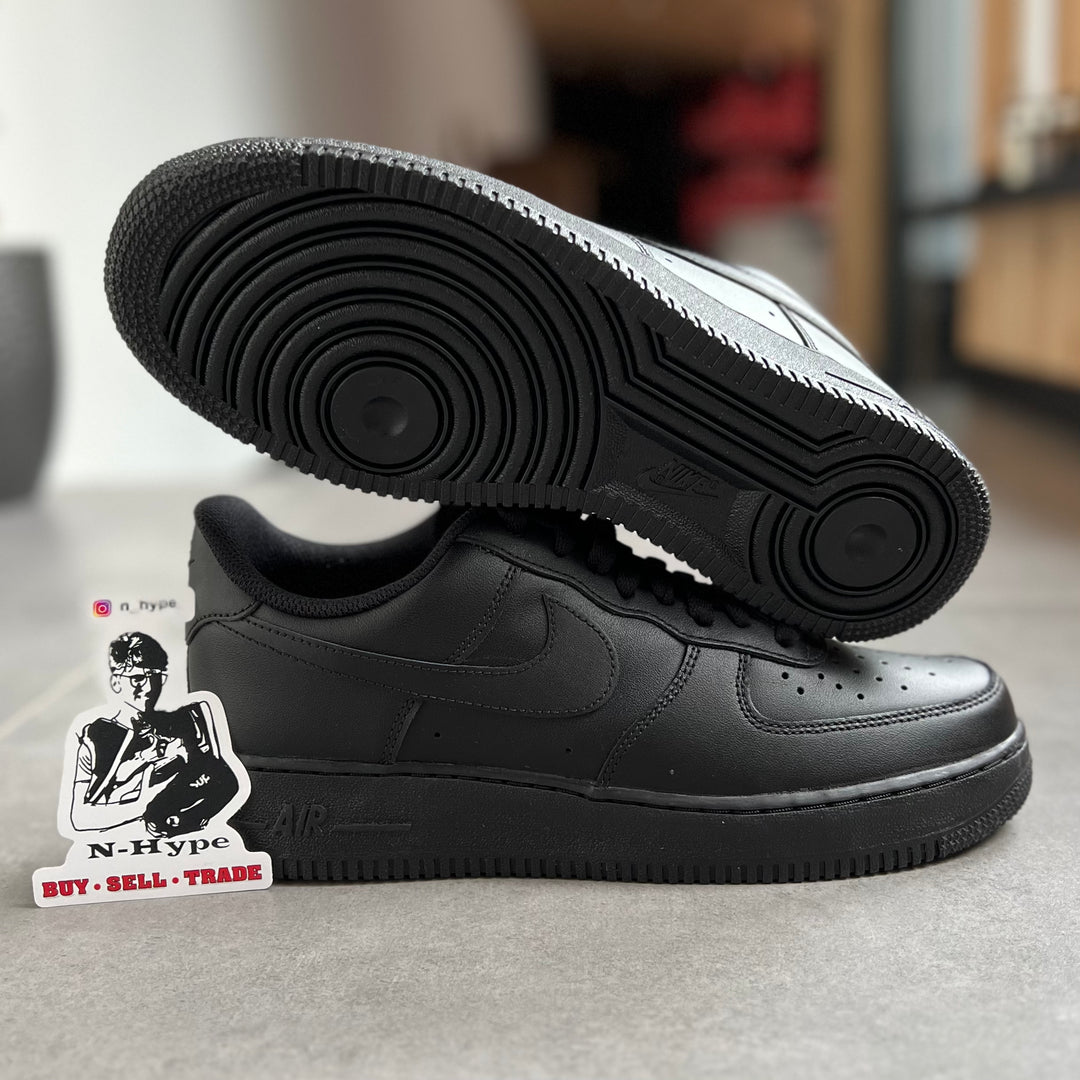 Nike Air Force 1 Low Black '07 Showroom NHype Lodz Polska 1