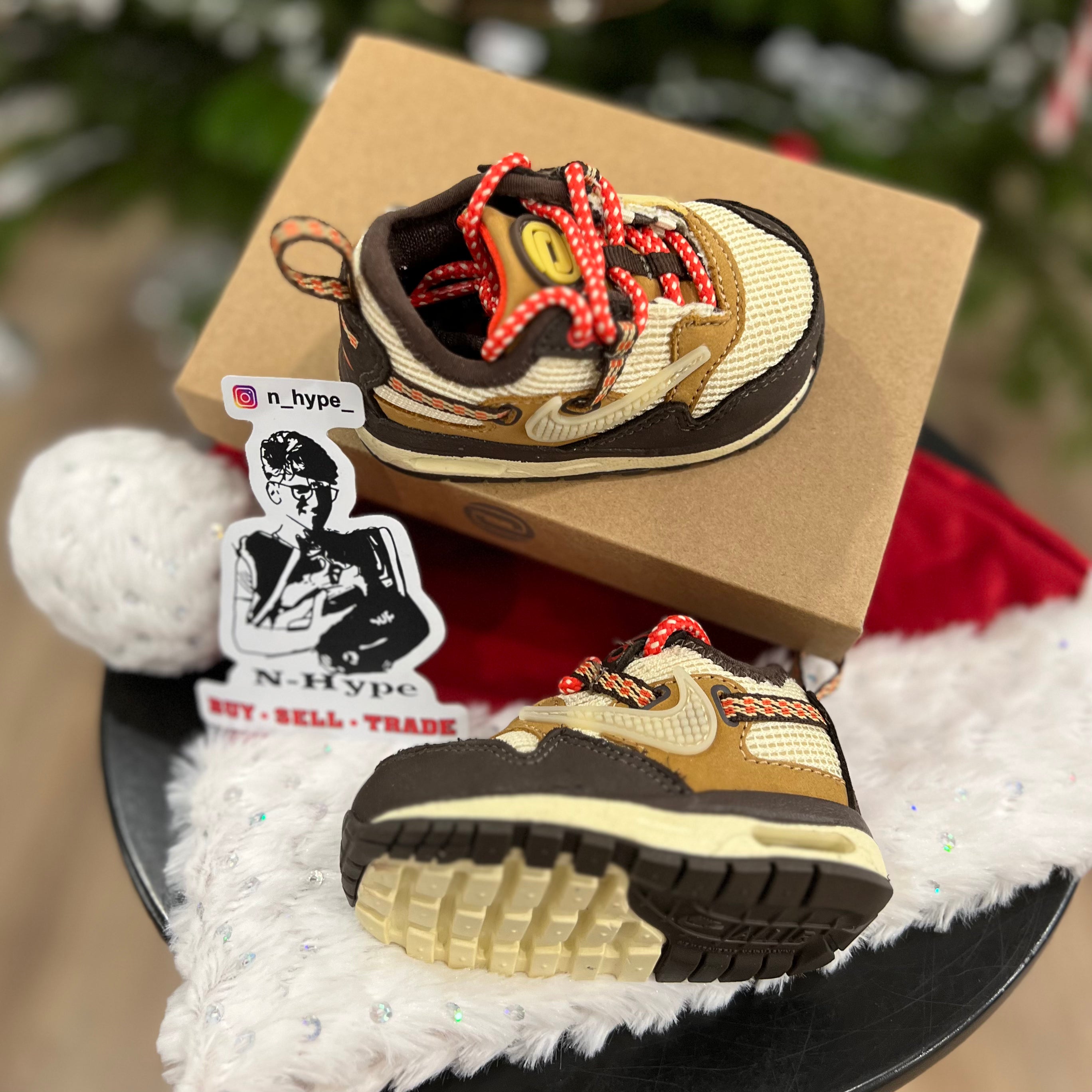 Nike air sales max 1 hype