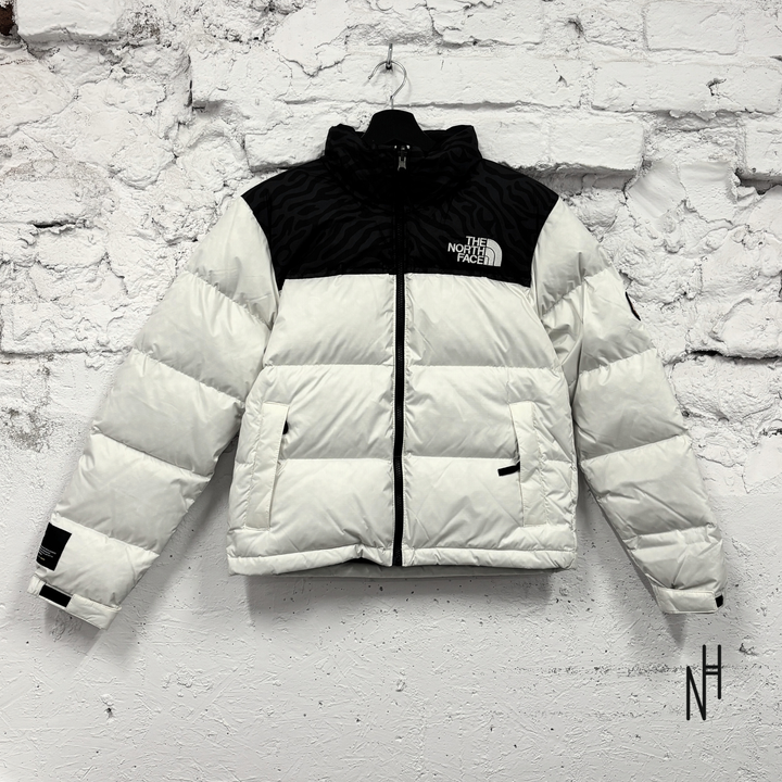The North Face Women's 1996 Retro Nuptse 700 Jacket White