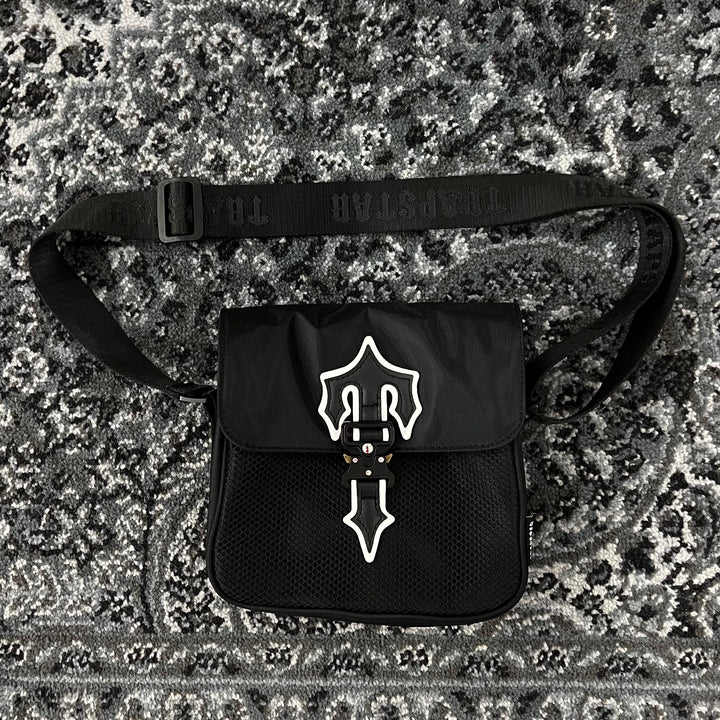 Trapstar_Irongate_T_Crossbody_Bag_Black_Showroom_NHYPE_2_Lodz_Polska