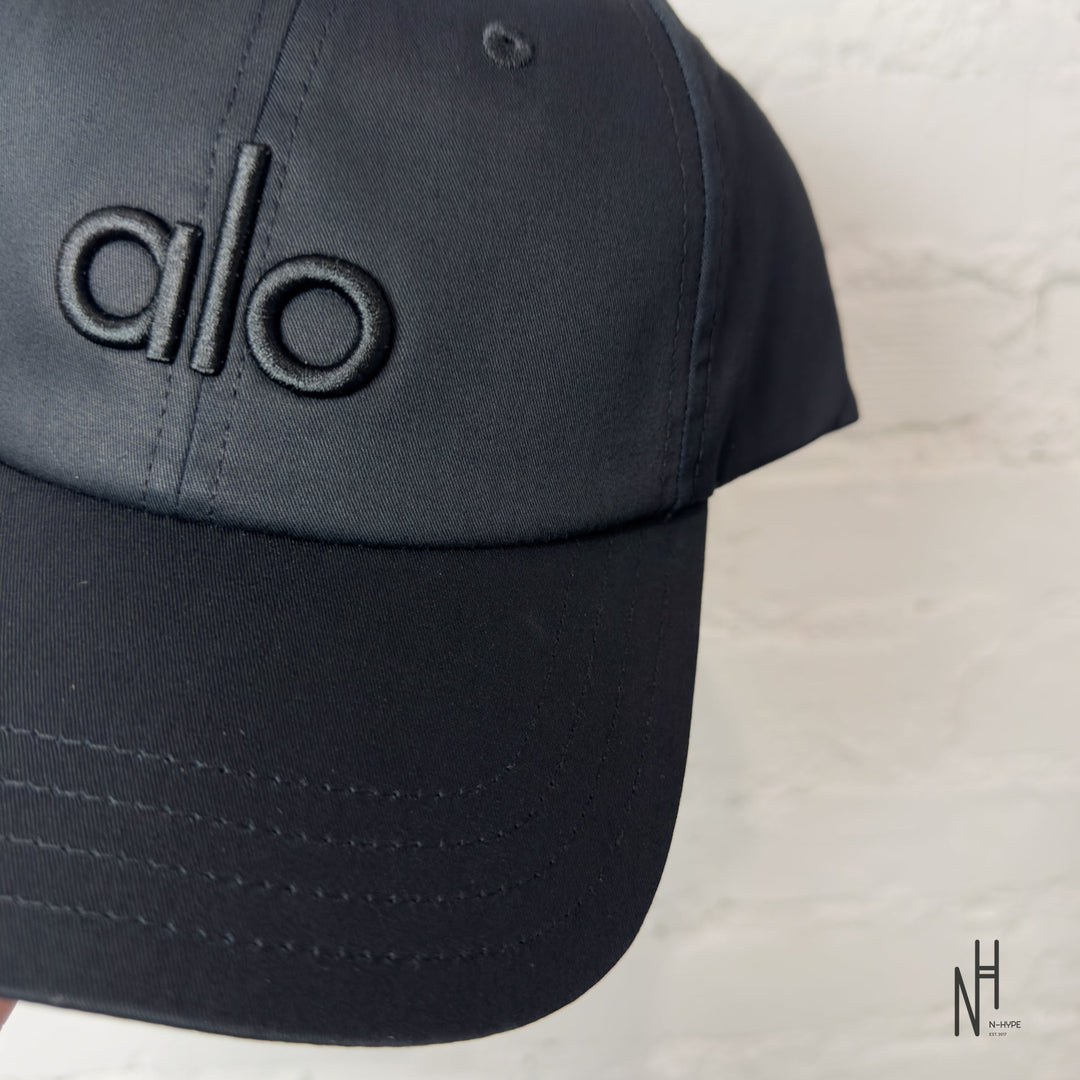 Alo Yoga Off-Duty Cap czarna z logo N-Hype