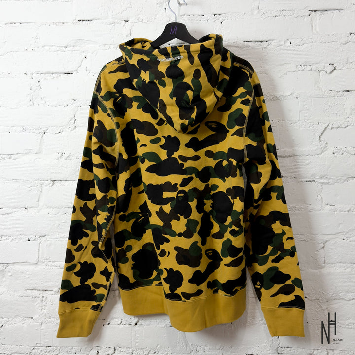 BAPE 1st Camo College Logo Pullover Hoodie Yellow marki BAPE na zdjęciu 5 w sklepie N-Hype.