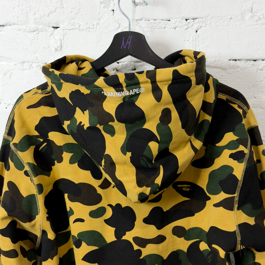 BAPE 1st Camo College Logo Pullover Hoodie Yellow N-Hype pulower z kapturem w kolorze żółtym