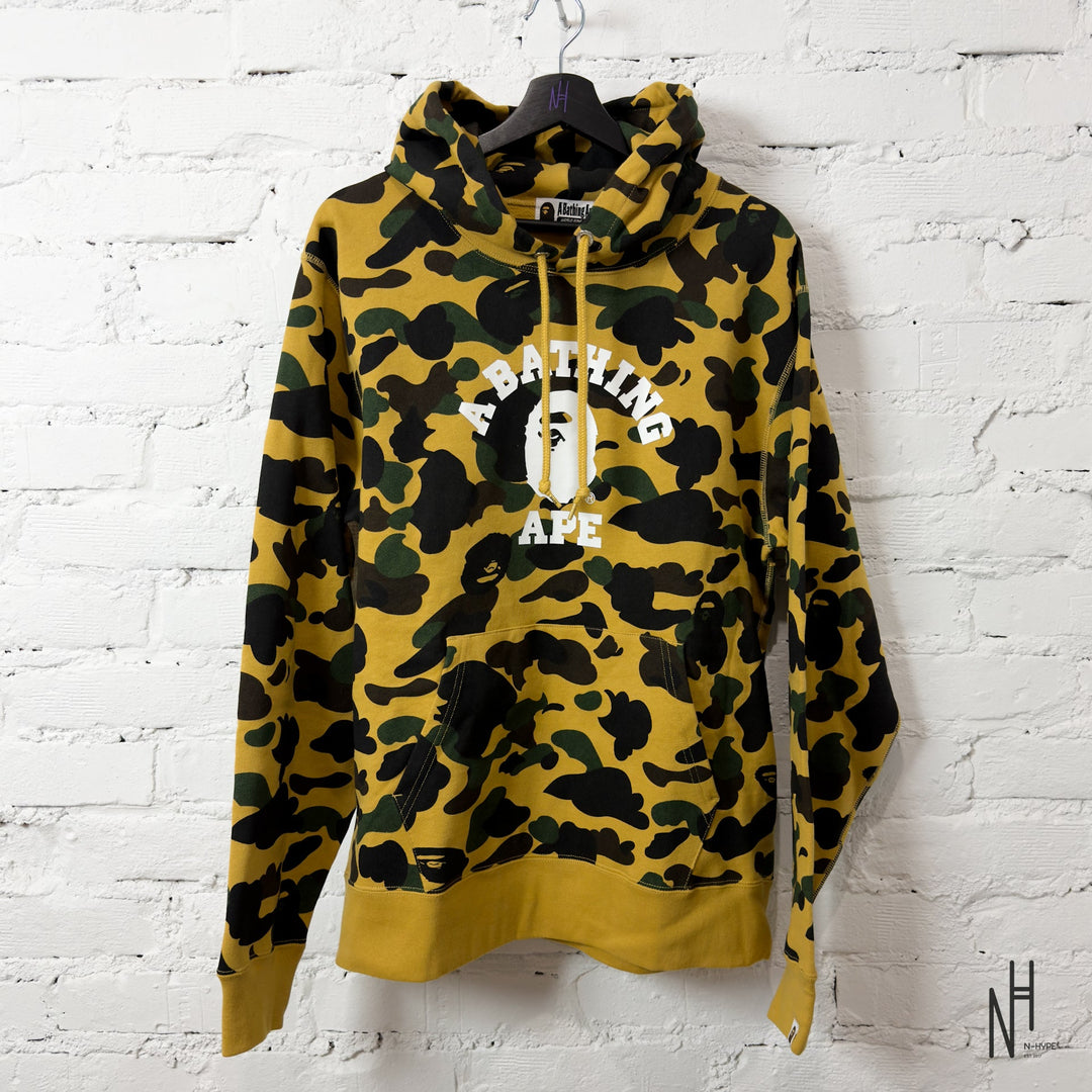 BAPE 1st Camo College Logo Pullover Hoodie Yellow marki BAPE na N-Hype.
