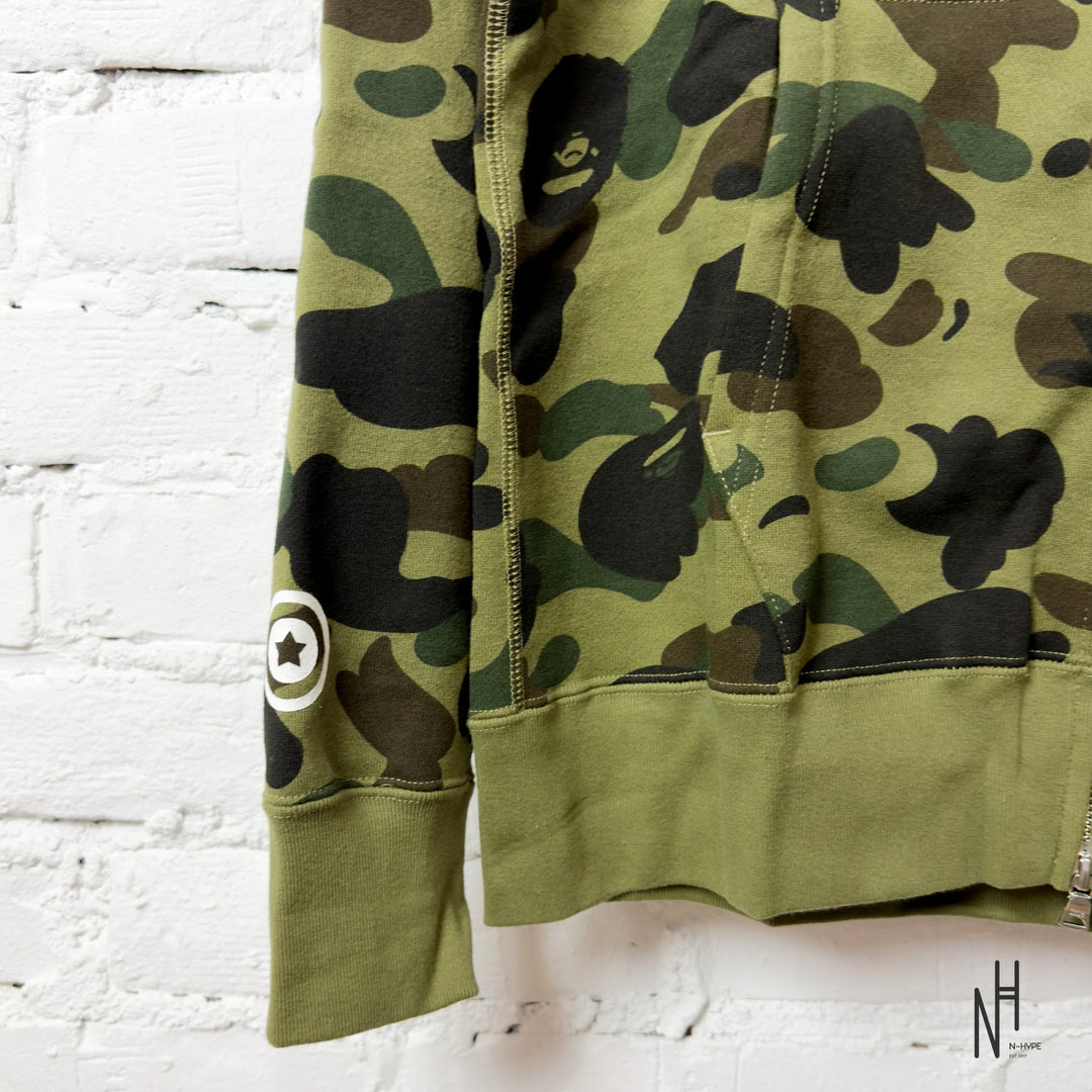 BAPE 1ST Camo Shark Full Zip Hoodie Green N-Hype streetwear buty z kapturem.