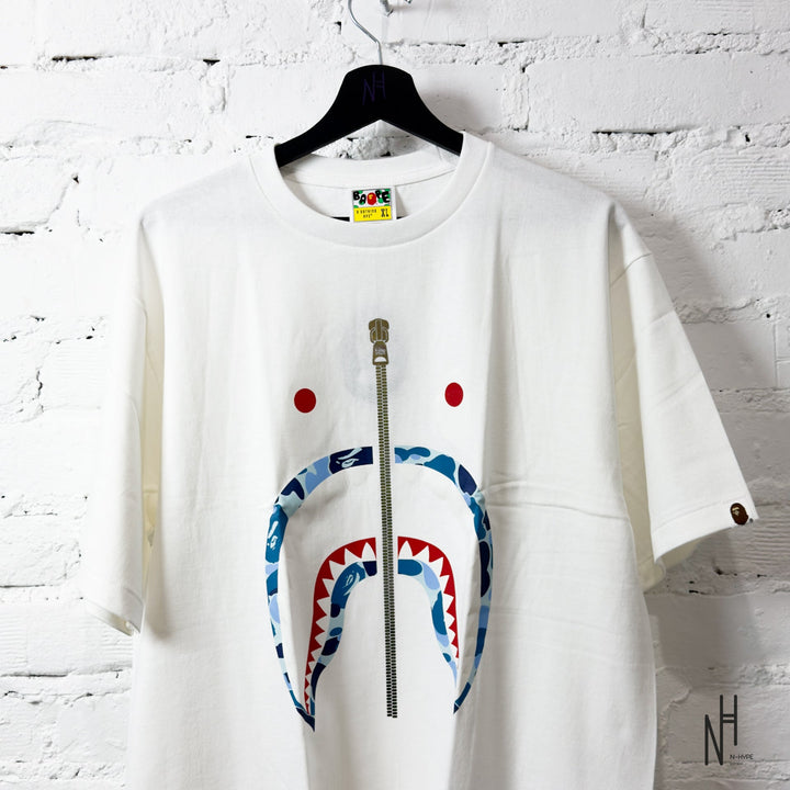 BAPE ABC Camo Shark Silver Zip Tee White/Blue koszulka męska N-Hype