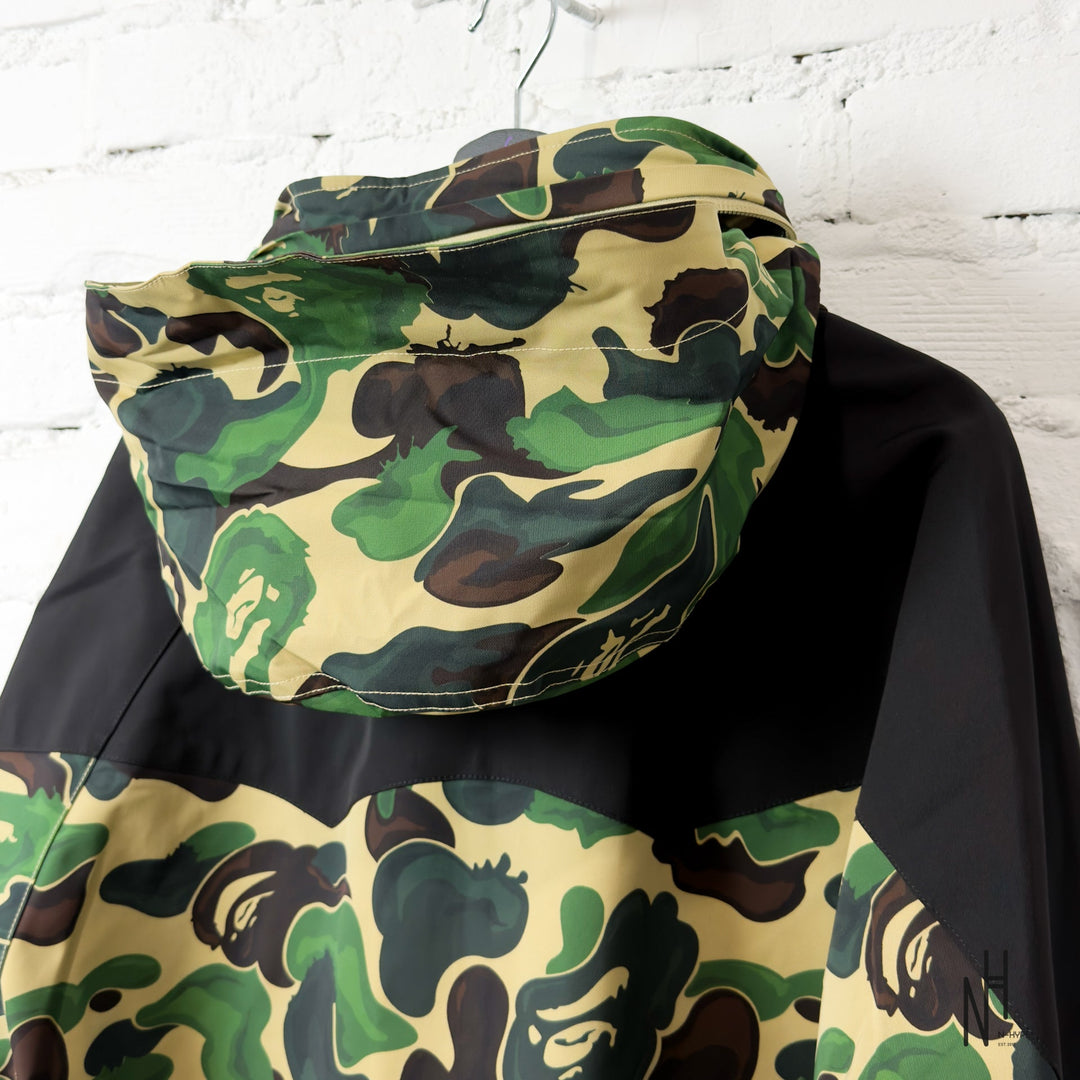 BAPE Art Camo Snowboard Jacket zielona N-Hype.