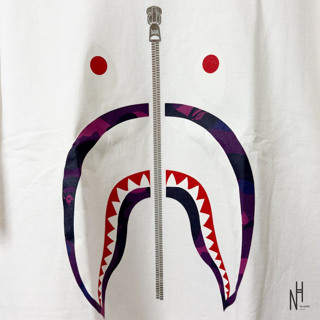 BAPE Color Camo Silver Zip Shark Tee (SS23) White Purple - zdjęcie 2 - N-Hype