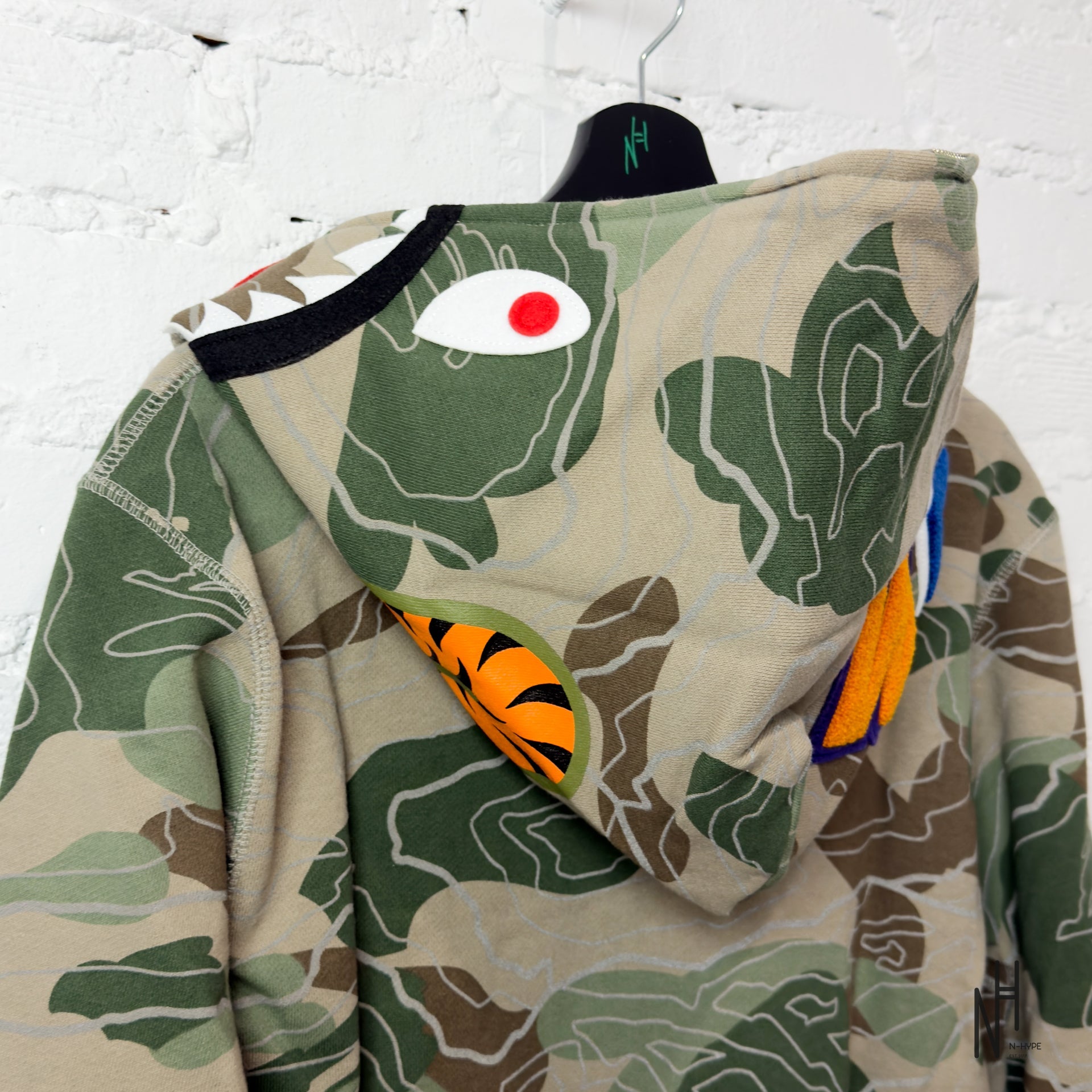 BAPE Layered Line Camo Shark Full Zip Hoodie Beige | N-Hype