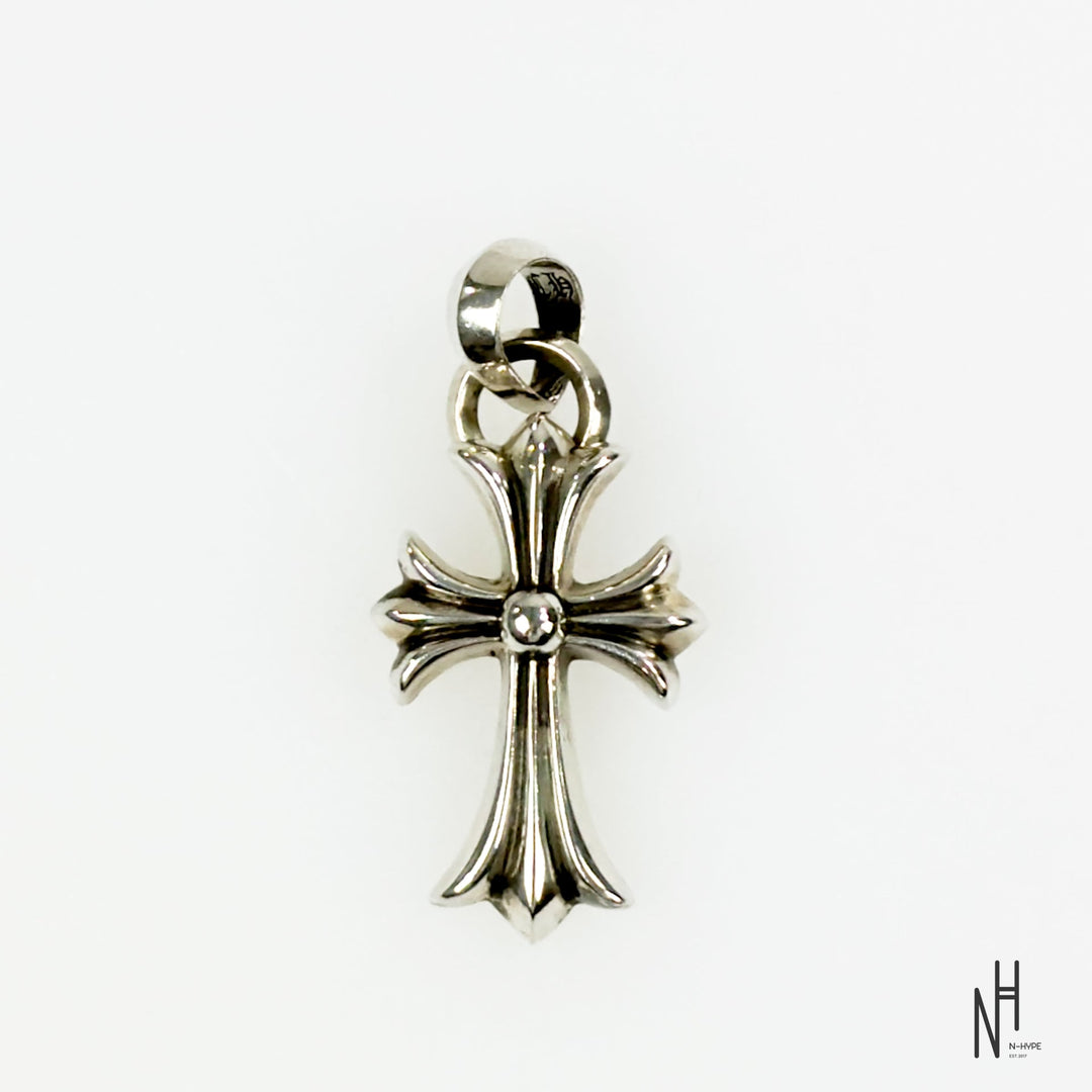 Chrome Hearts Big Cross Charm Pendant srebrny naszyjnik N-Hype