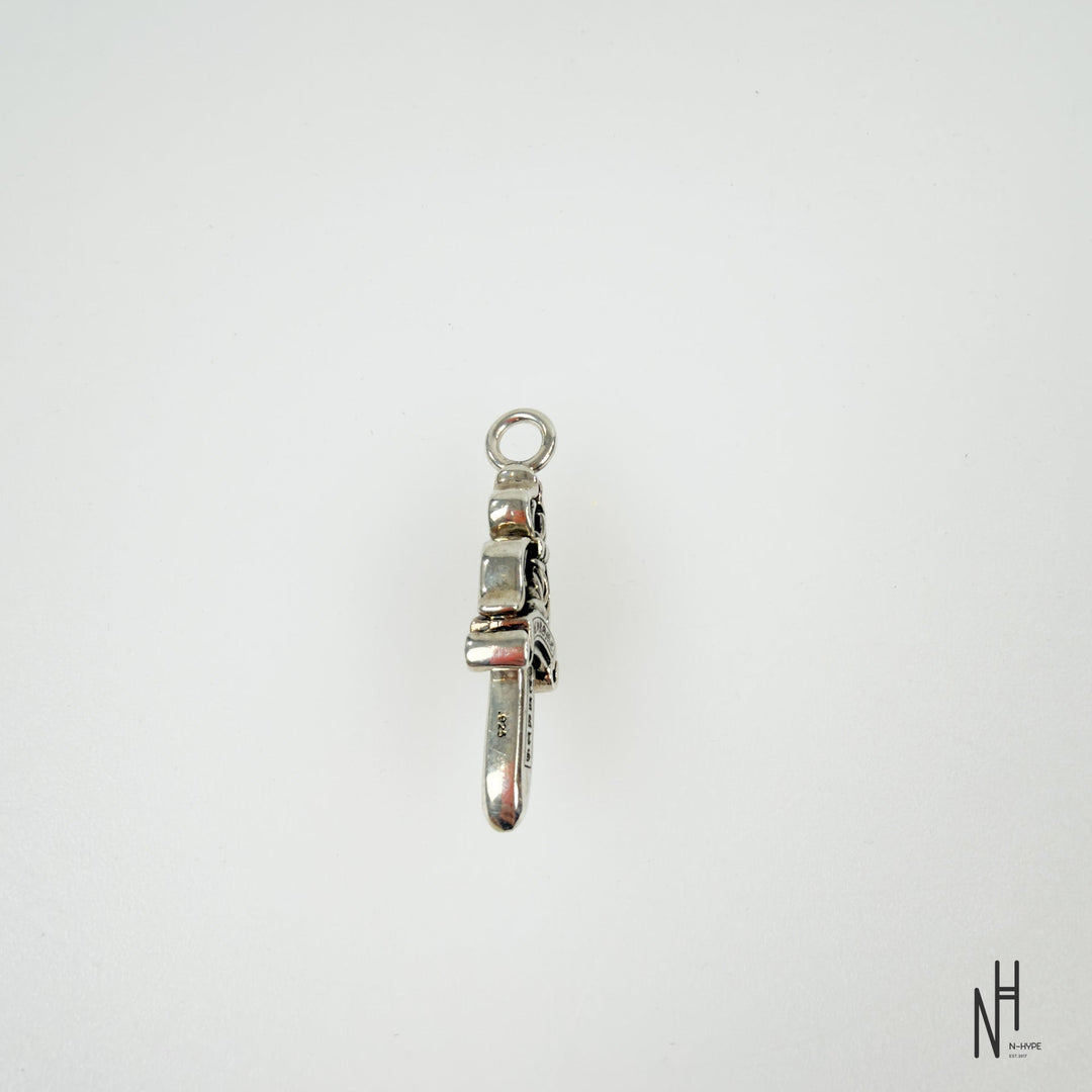 Chrome Hearts Big Dagger Charm Pendant N-Hype srebrny naszyjnik charm