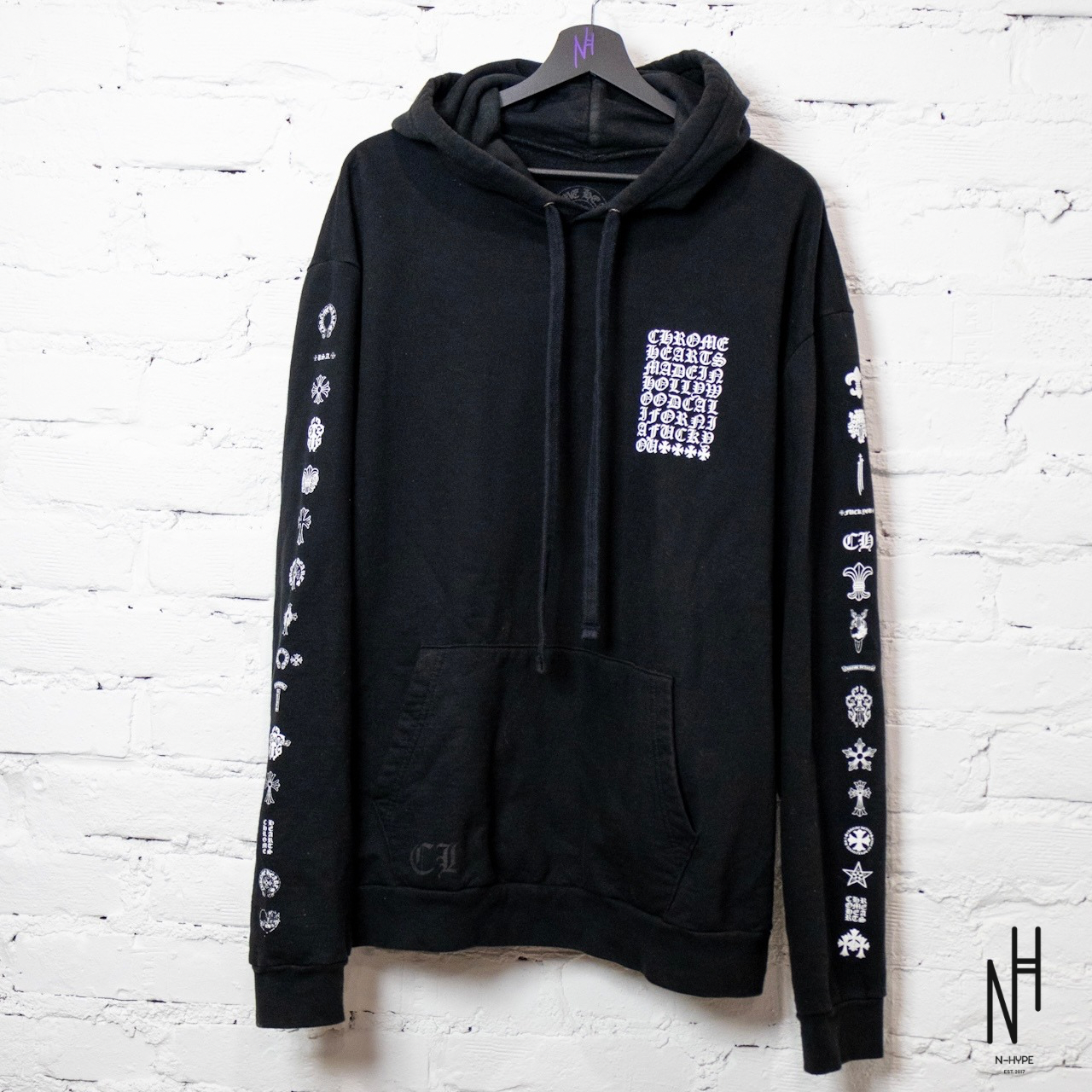 https://n-hype.com/cdn/shop/files/chrome-hearts-multi-logo-hoodie-black-nhype.png?v=1770384540