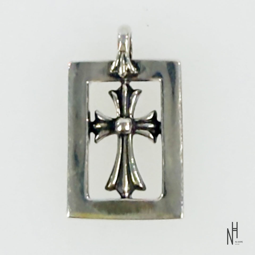 Chrome Hearts Open Framed Charm Pendant srebrny naszyjnik N-Hype