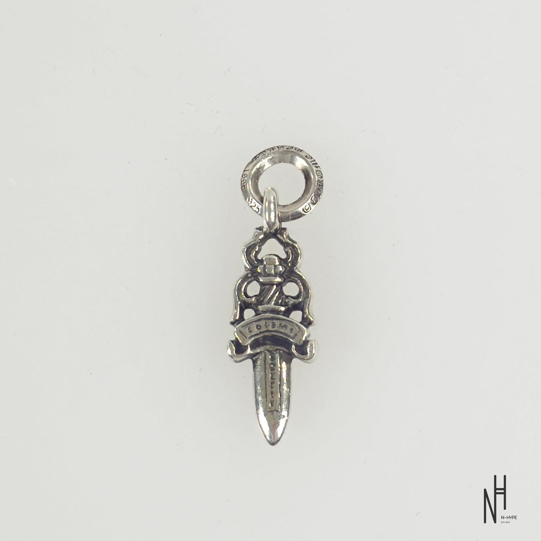 Chrome Hearts Small Dagger Charm Pendant srebrny naszyjnik N-Hype