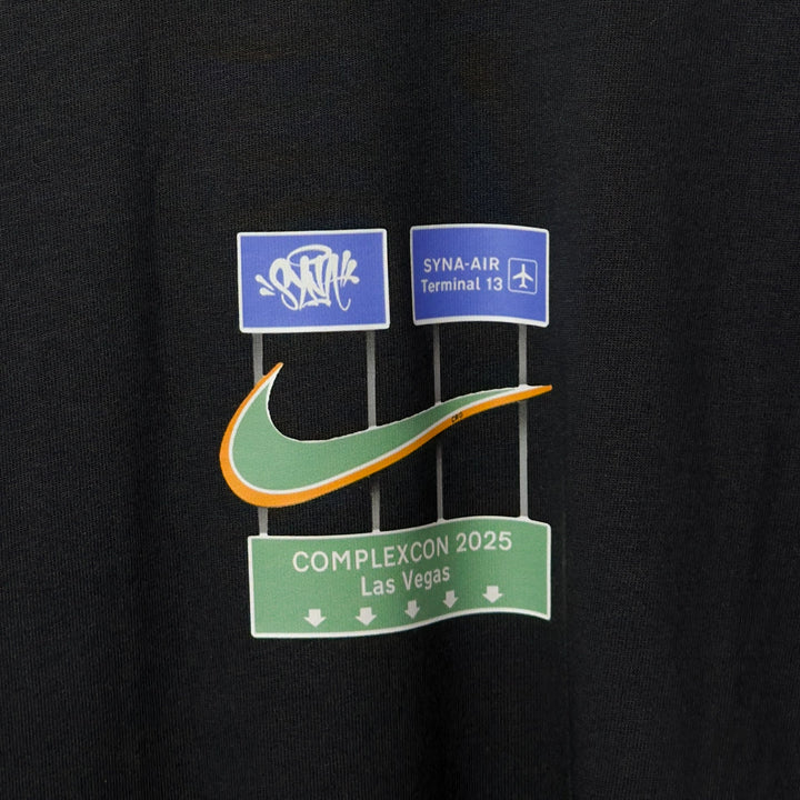 ComplexCon Nike x Syna Printed T-Shirt Black N-Hype streetwear koszulka męska Nike czarna