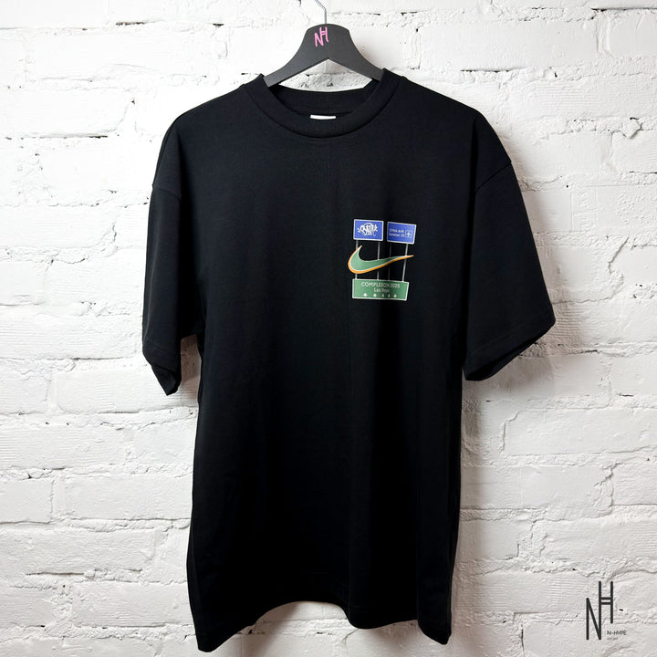 Nike x Syna ComplexCon Printed T-Shirt Black N-Hype streetwear koszulka męska