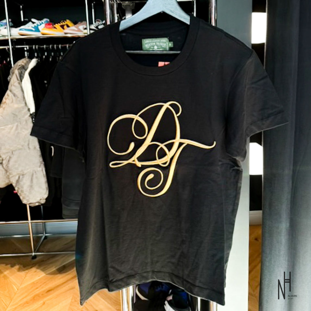 Denim Tears Metallic Gold Script Tee czarna koszulka męska N-Hype.