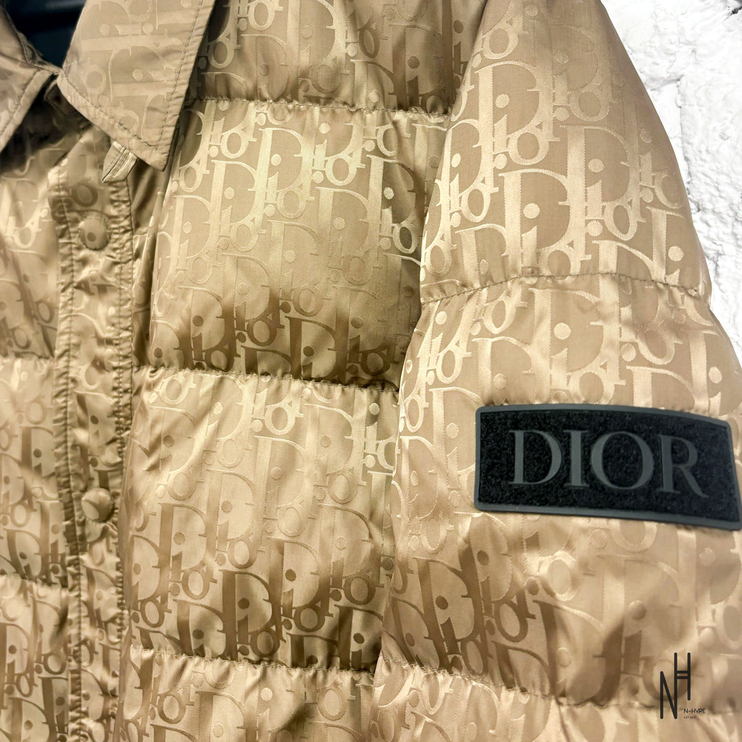 Dior Oblique Quilted Jacket Brown detal rękawa z naszywką DIOR