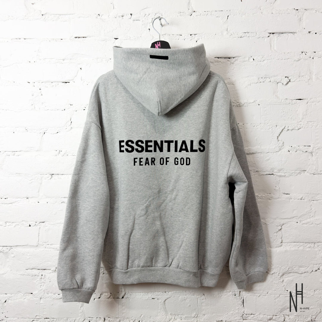 Fear of God Essentials Fleece Hoodie Light Heather Gray - zdjęcie 2 - N-Hype