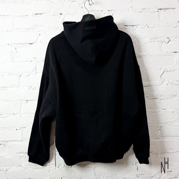 Fear of God Essentials Fleece II Hoodie Black - zdjęcie 2 - N-Hype