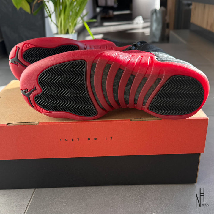 Jordan 12 Retro Flu Game buty męskie czerwono-czarne N-Hype.