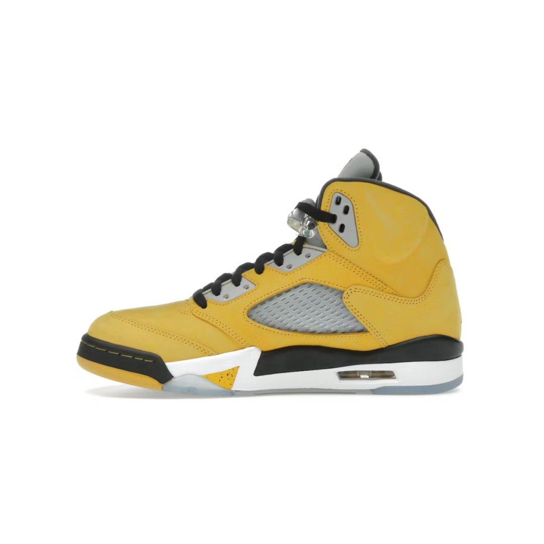 Nike Jordan 5 Retro Tokyo T23 sneakers męskie N-Hype, czarno-białe.