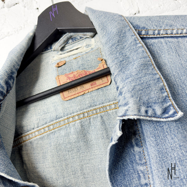 Levi’s Denim Jacket Light Wash N-Hype casual street style denim jacket.