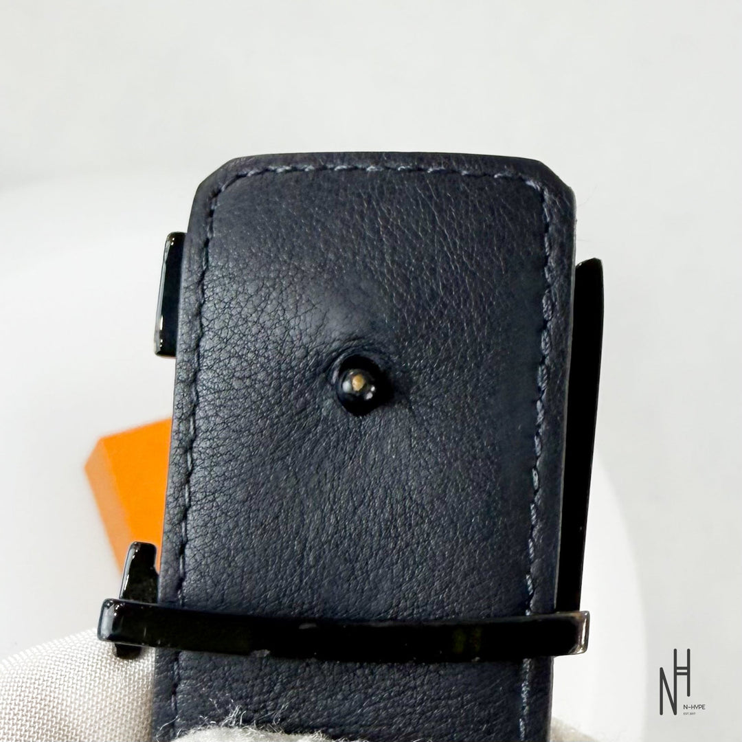 Louis Vuitton LV Sunset Reversible Belt Monogram 40 MM Black/Blue Buckle N-Hype streetwear fashion accessory.