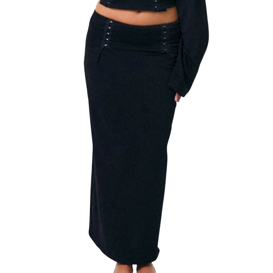 MISI Maxi Skirt Black marki N-Hype women's streetwear fashion.