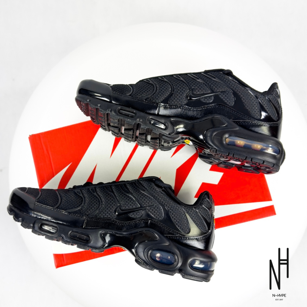 Nike Air Max Plus Triple Black sneakers męskie N-Hype.