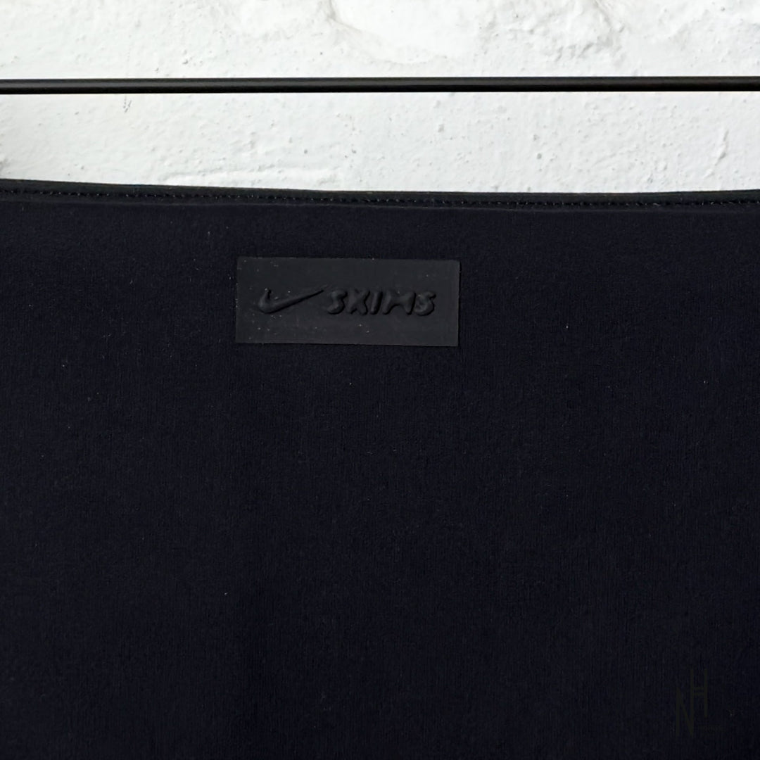 Nike Skims Matte V Line 26 Legging / Obsidian - zdjęcie 2 - N-Hype
