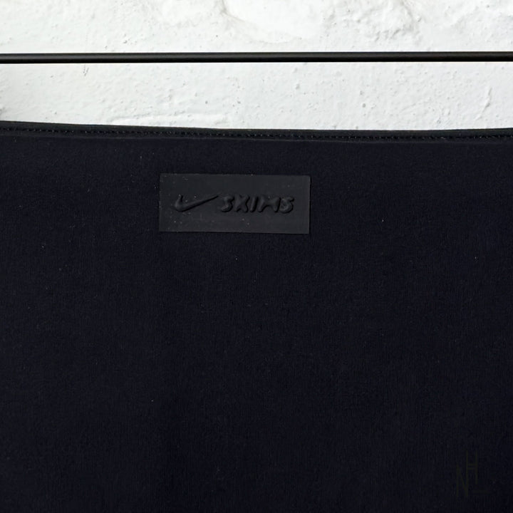 Nike Skims Matte V Line 26 Legging / Obsidian - zdjęcie 2 - N-Hype