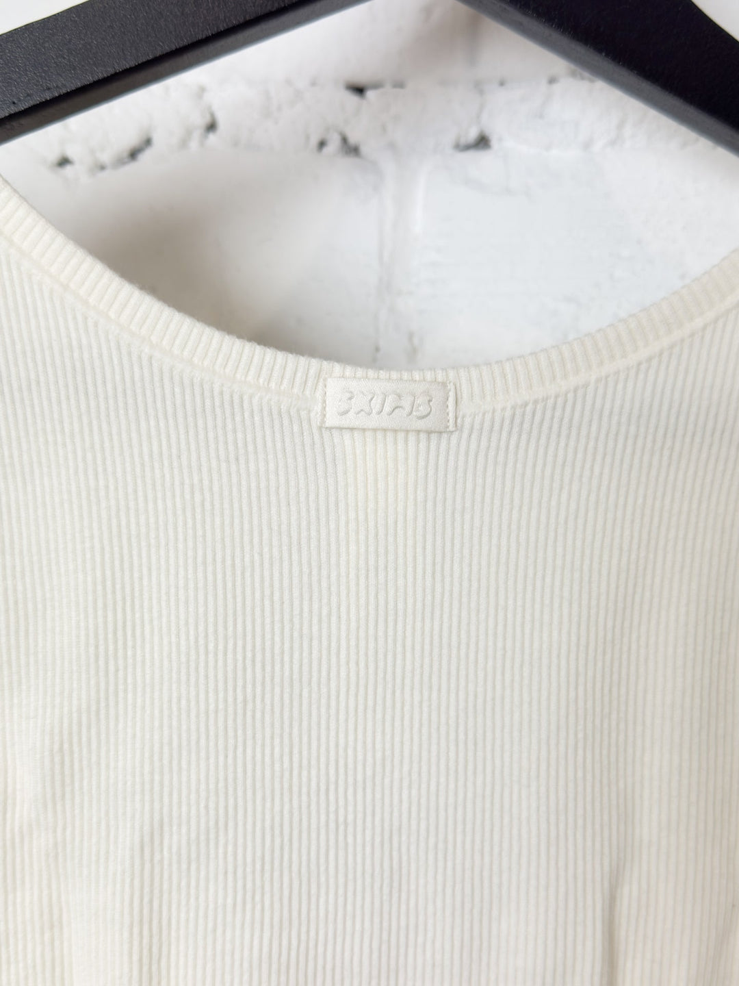 SKIMS Cotton Rib Tank Quartz biała koszulka damska N-Hype