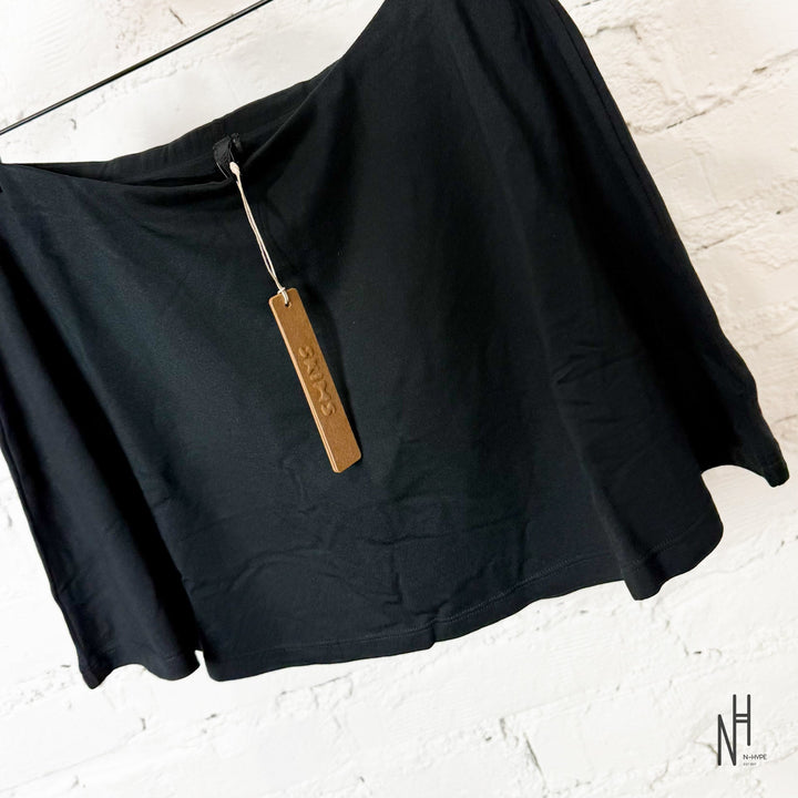 SKIMS Smooth Lounge Skort Obsidian czarny N-Hype
