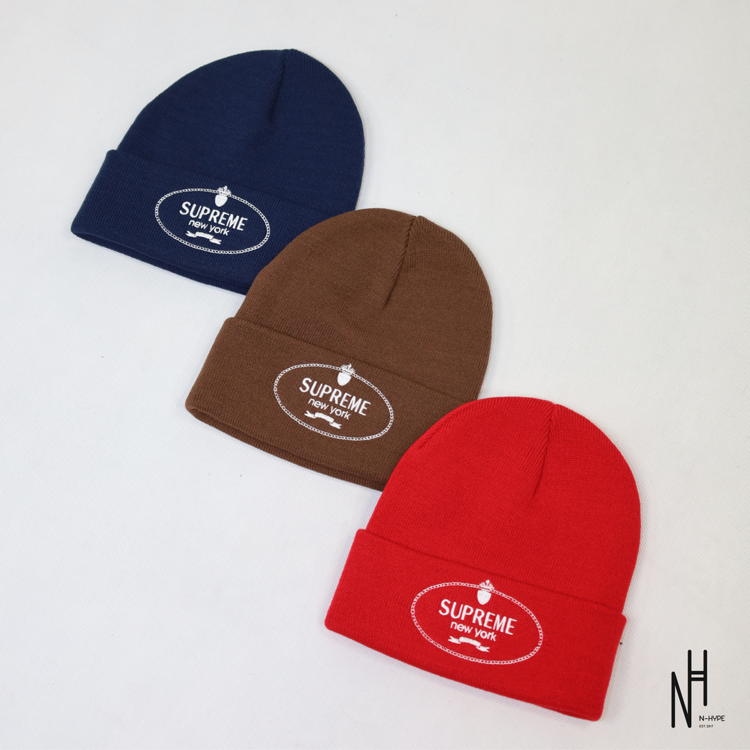 Supreme Crest Beanie Navy | N-Hype