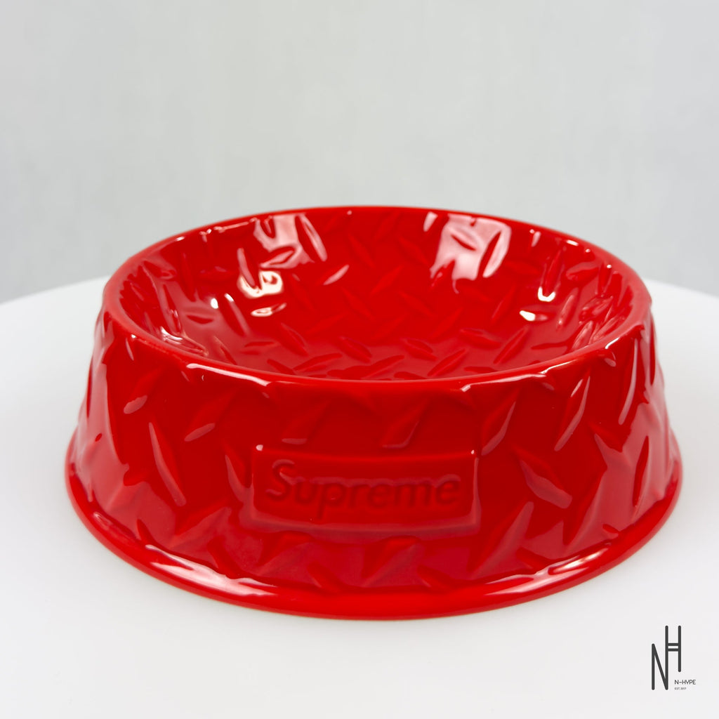 Supreme New Diamond Plate Dog Bowl / Red | N-Hype