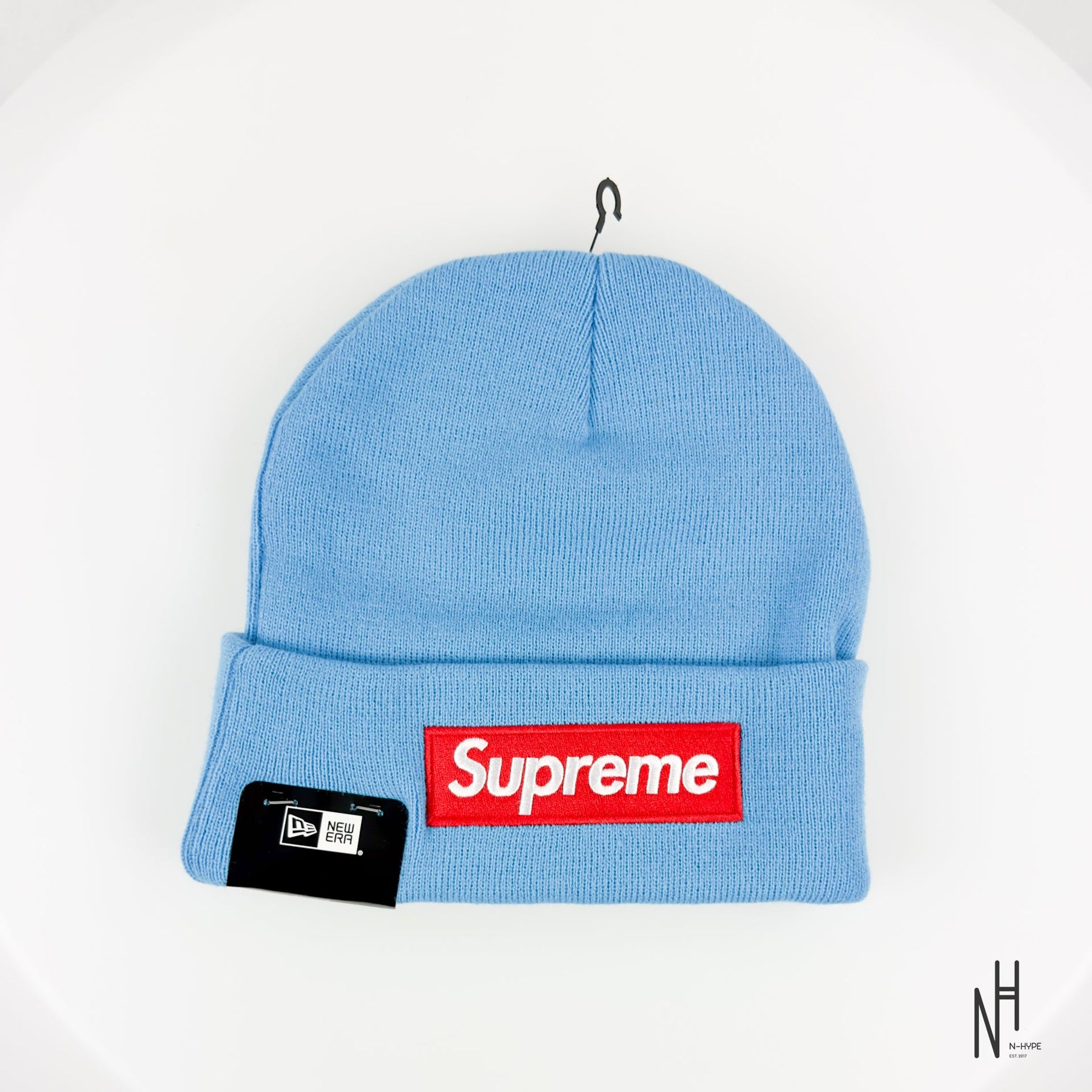 Supreme New Era® Box Logo Beanie Cyan Supreme x New Era Beanie 'Box Logo' Cyan Blue / Red (FW25) – SOLE