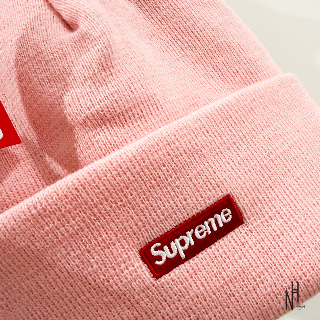 Supreme New Era Classic Logo Paris Beanie różowy N-Hype.