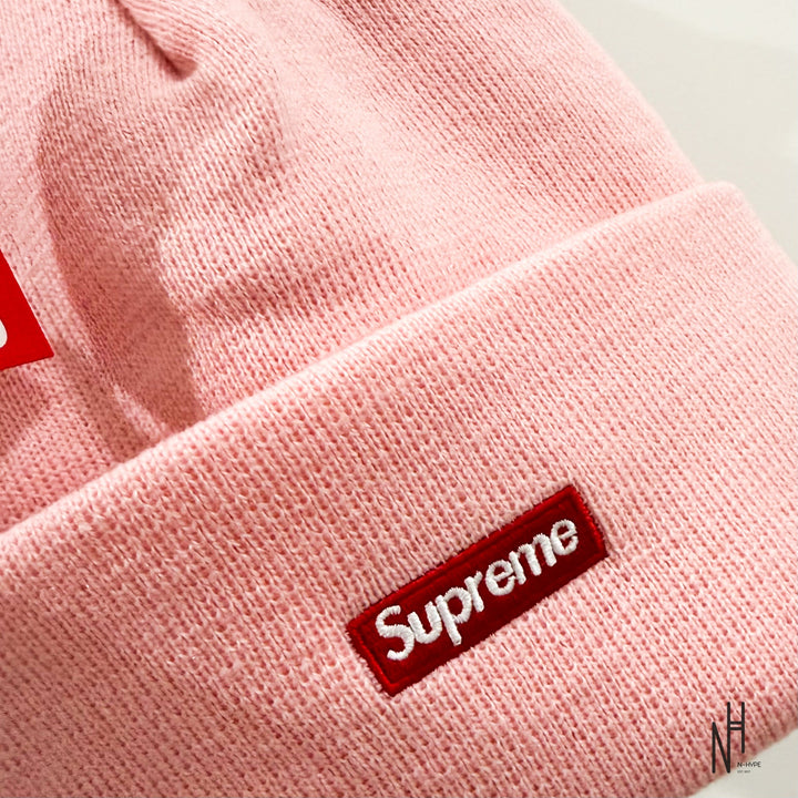 Supreme New Era Classic Logo Paris Beanie różowy N-Hype.