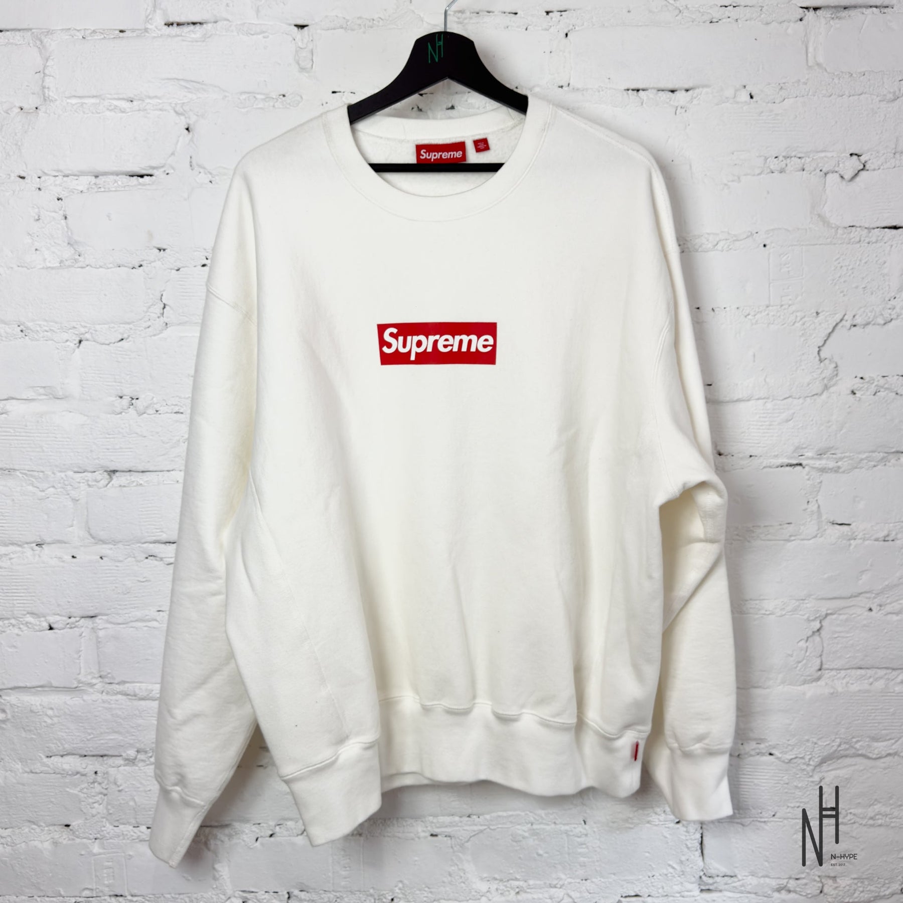 Supreme Washed Box Logo Crewneck White – Klasyczna Biała Bluza z