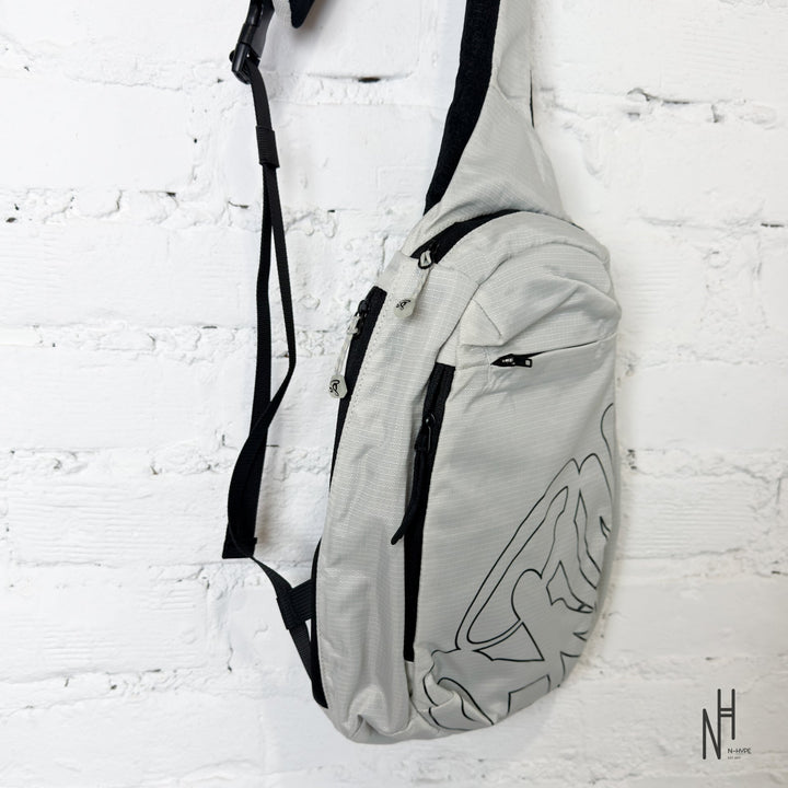 Syna Sling Bag Syna World x Central Cee szara torba na ramię N-Hype